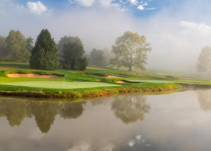 Boar'S Head Resort